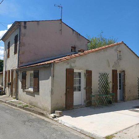 Maison De Village Entre Estuaire Et Ocean Saint-Yzans-de-Médoc Exterior photo
